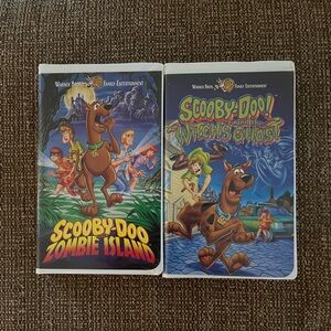 1998 and 1999 Scooby-Doo Vintage VHS cartoon videos.